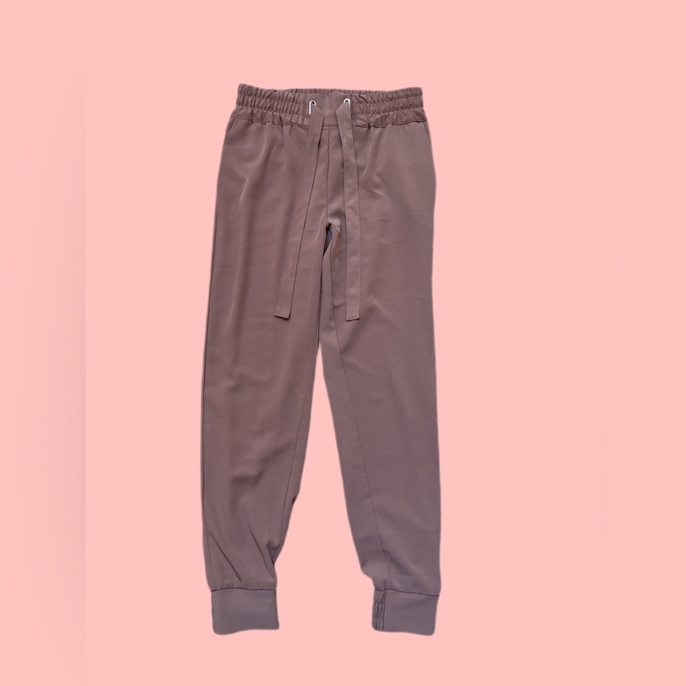 Dex size small dusty rose coloured pants.